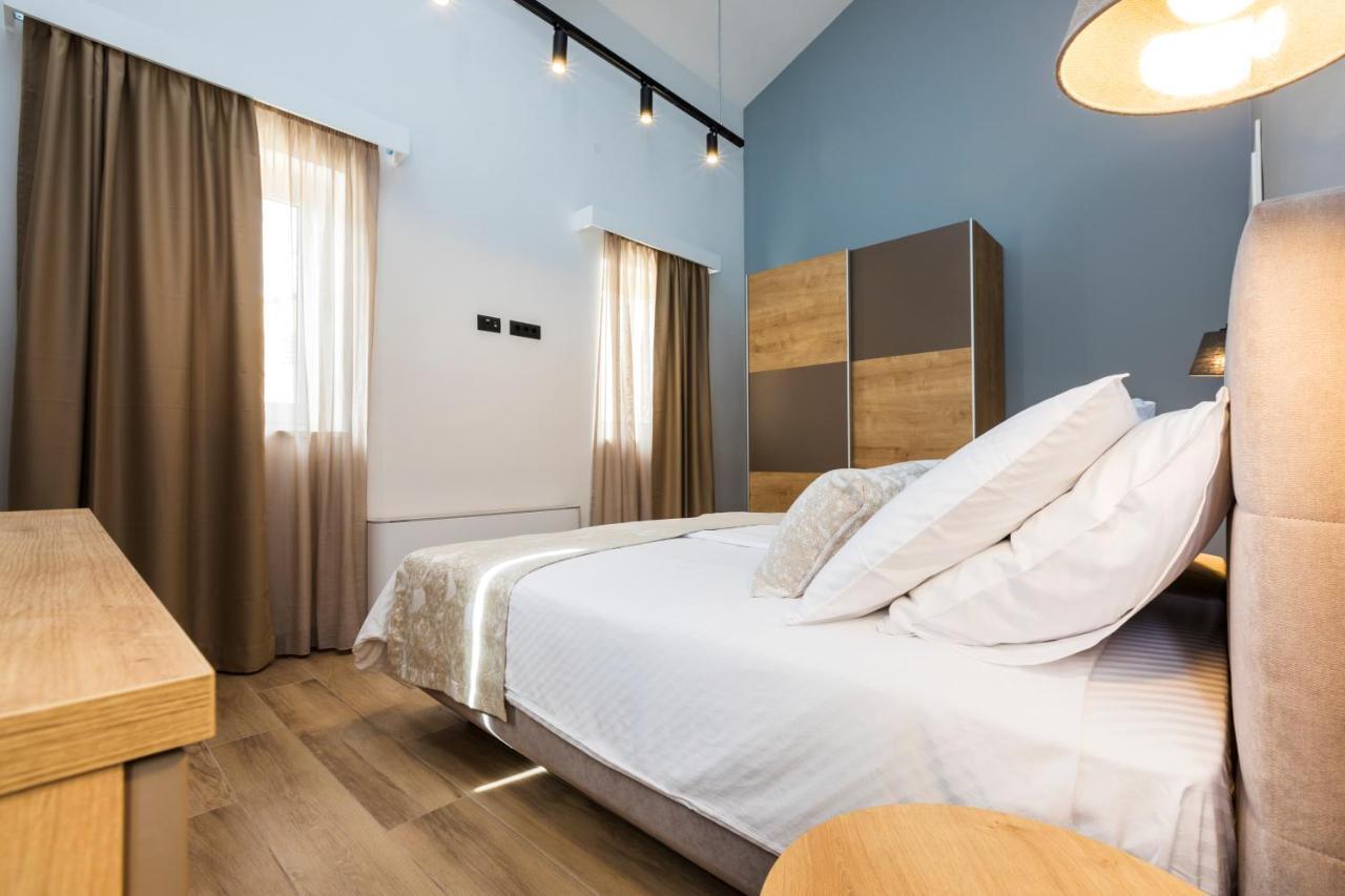 Apartment Aci Marina Cres Exterior foto
